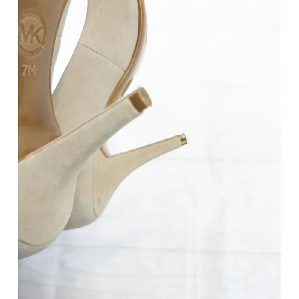 Michael Kors classic pointed